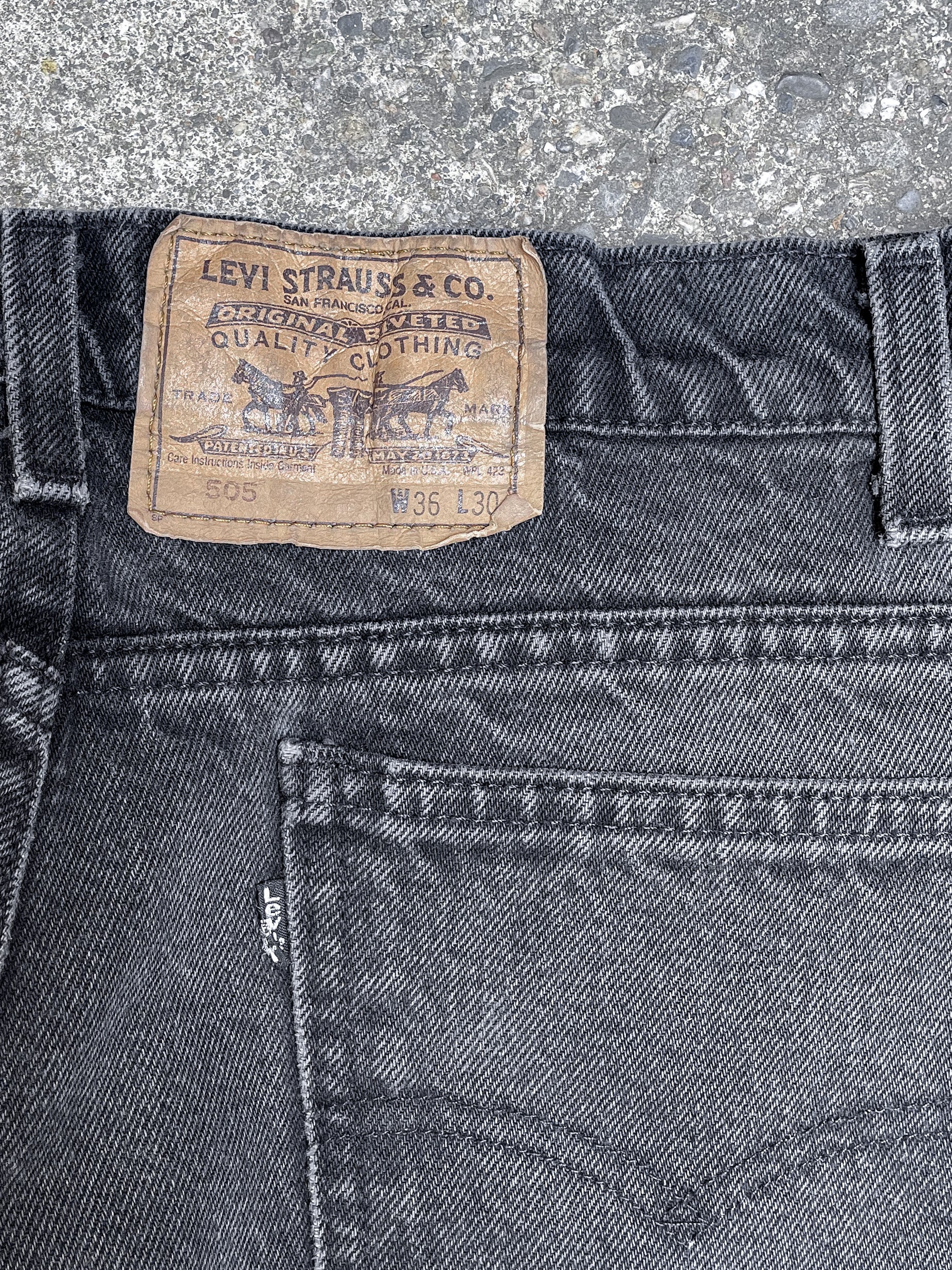 1980s/90s Black Tab Levi’s Faded Black 505 Released Hem (35X30)