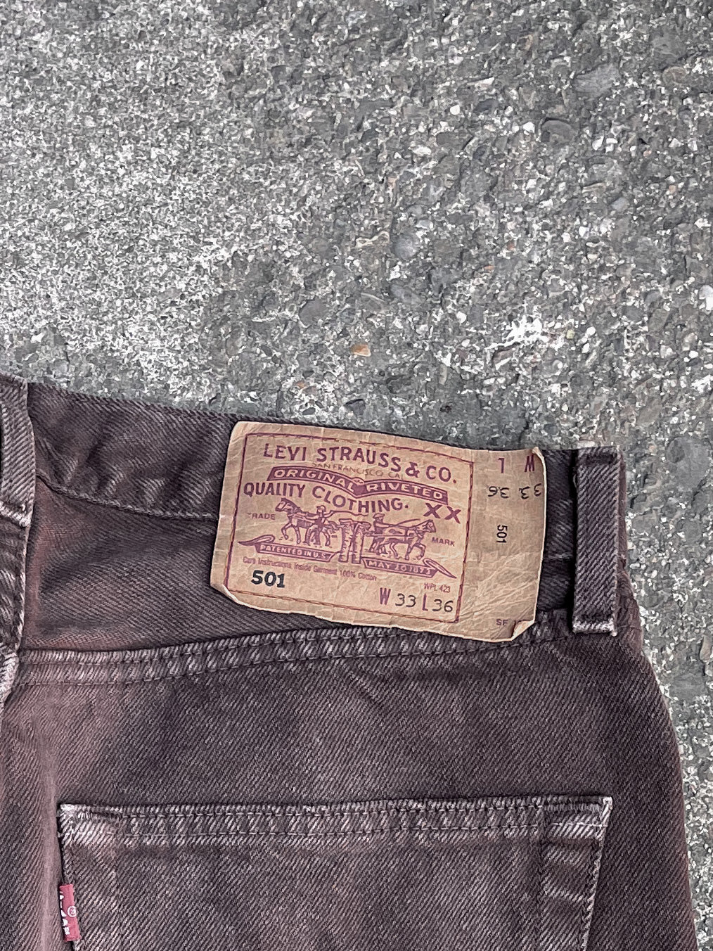 1990s Levis Faded Dusty Chocolate 501 Released Hem (30X30)