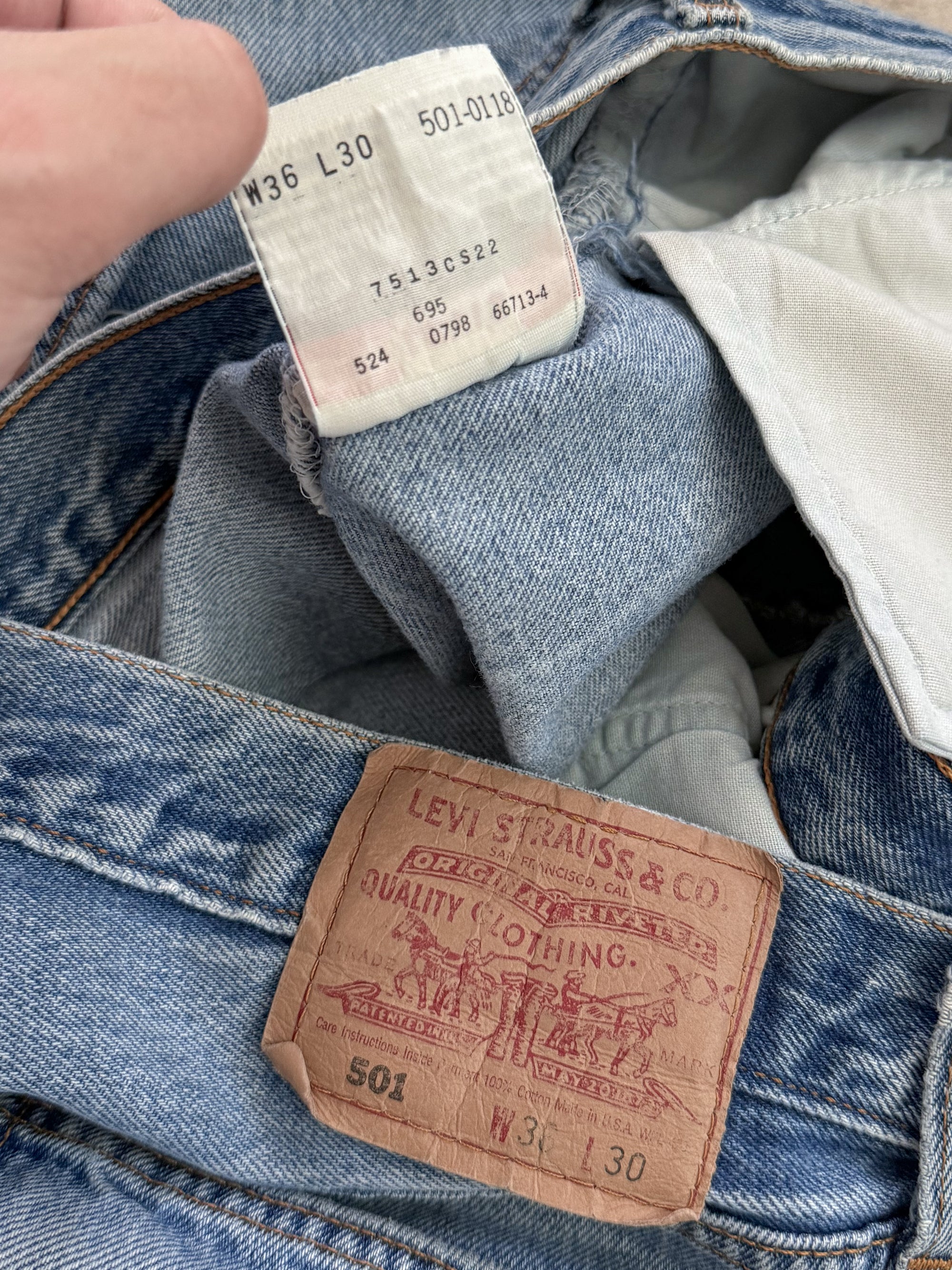 1990s Levis Faded Blue 501 Released Hem (34X30)