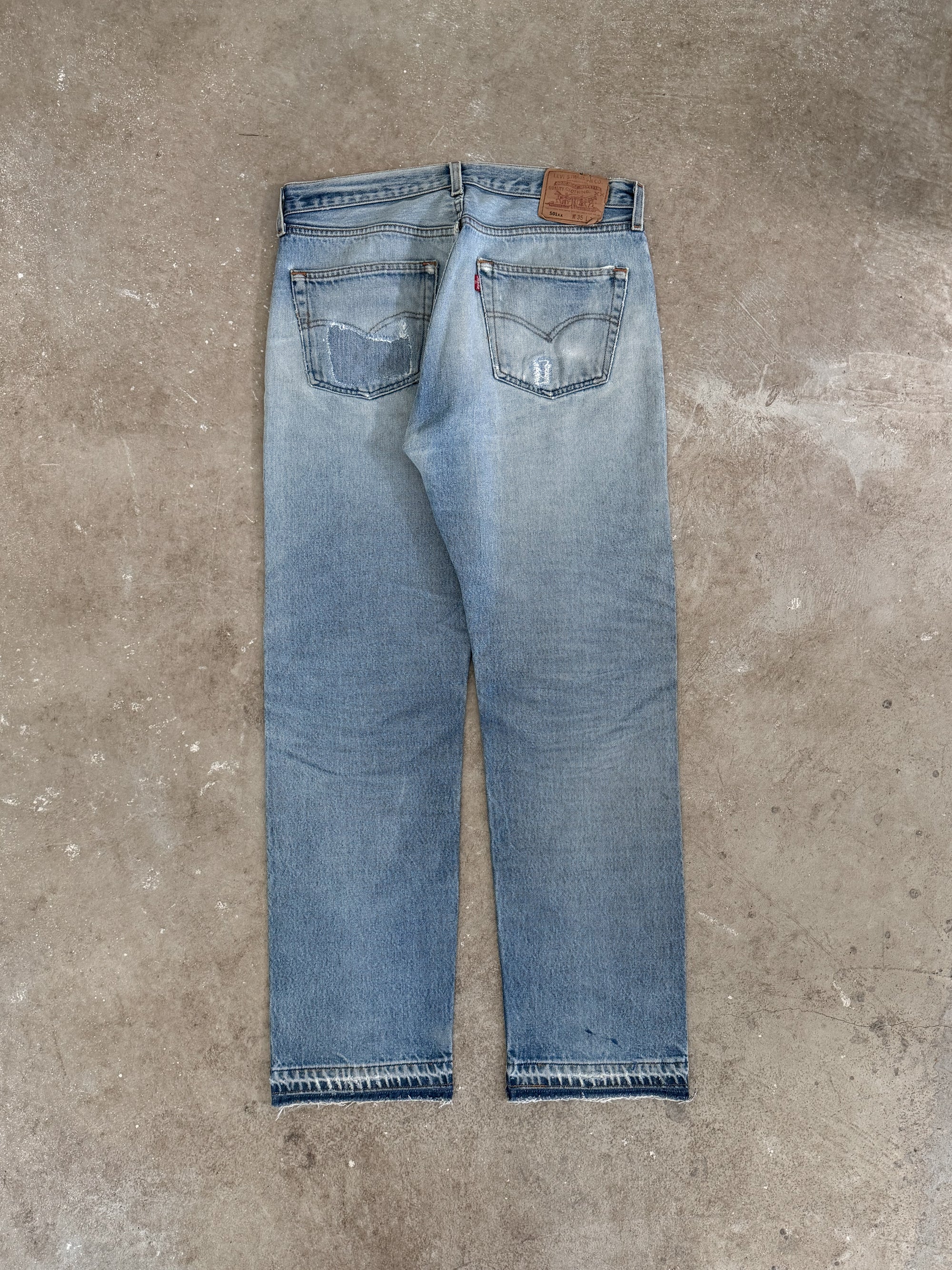 Early 00s Levis Repaired Faded Blue 501 Released Hem (32X31)