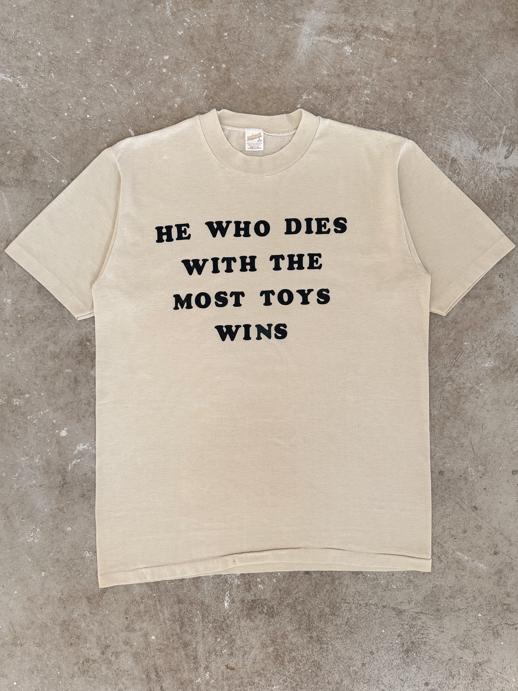 1980s "He Who Dies With The Most Toys Wins" Tee (M)