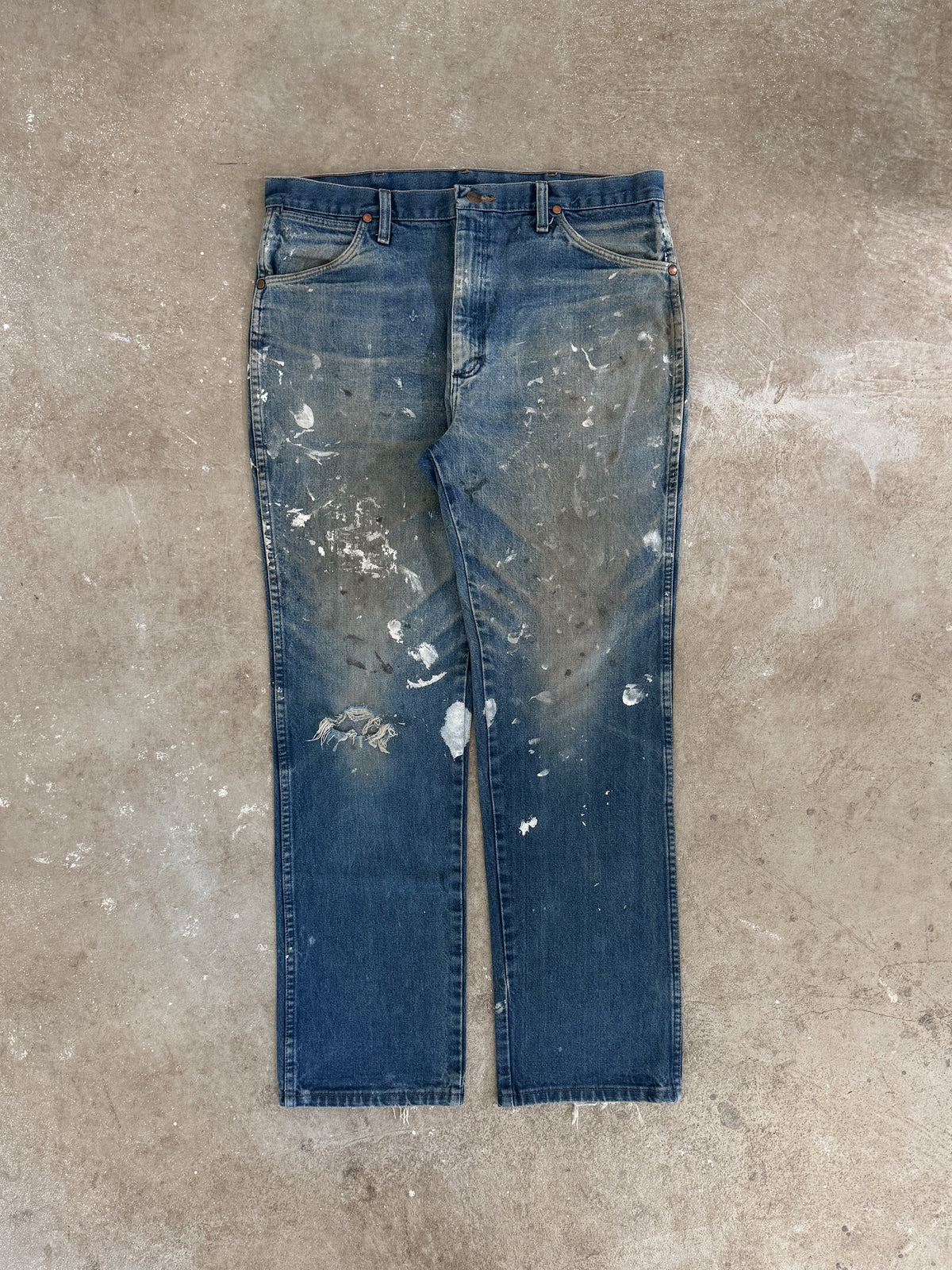 1990s Wrangler Painted Dirty Blue Denim (35X30) – DAMAGED GLITTER
