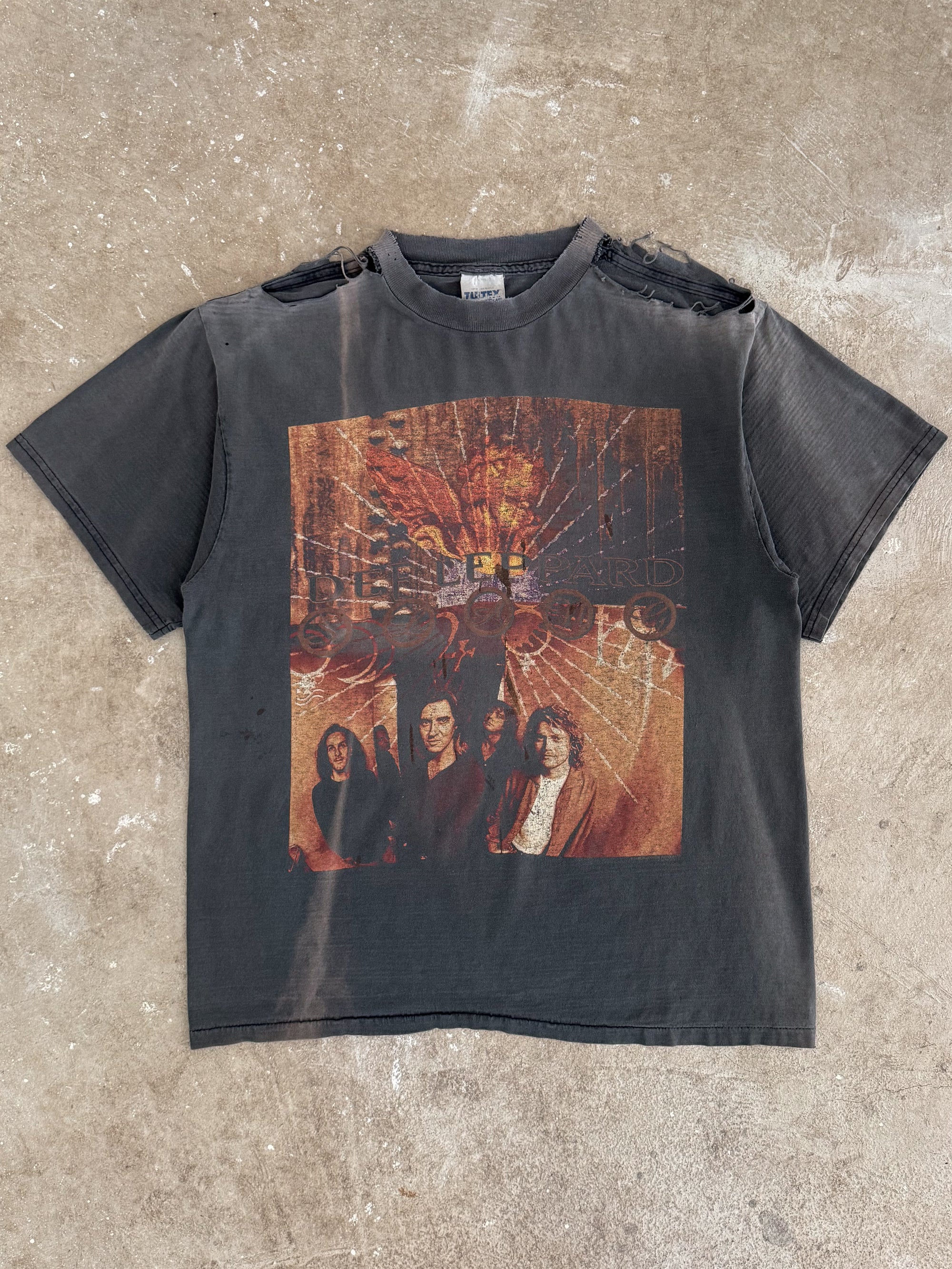 1996 Def Leppard "Slang Tour" Thrashed Tee (L)
