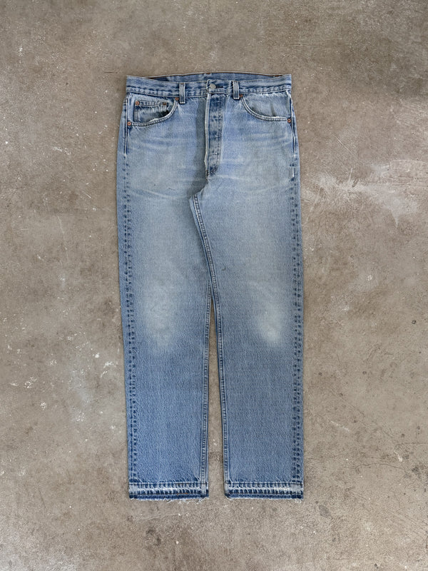 1990s Levis Faded Blue 501 Released Hem (32X31)