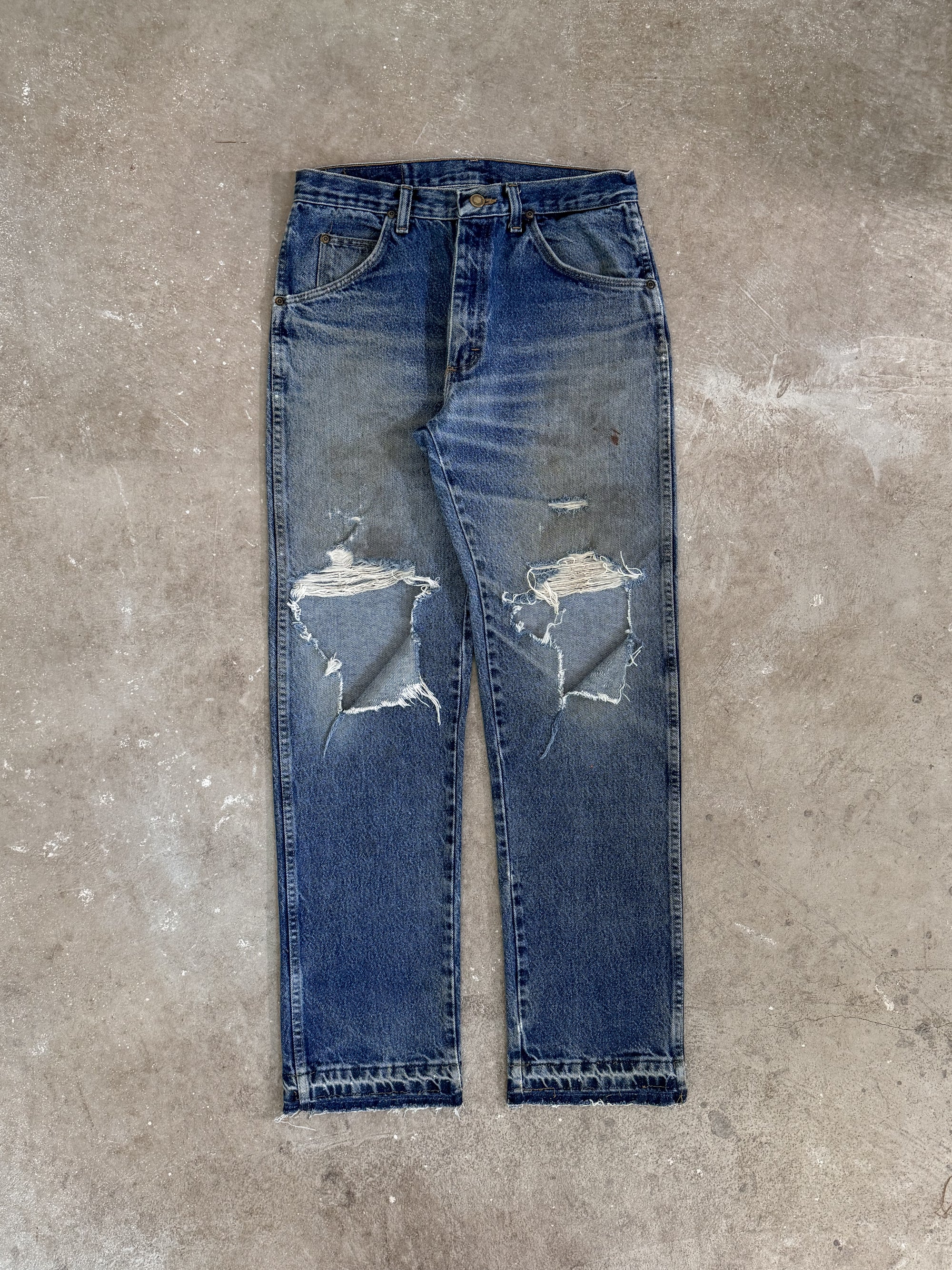 1990s/00s Wrangler Knee Blowout Released Hem Denim (29X30)