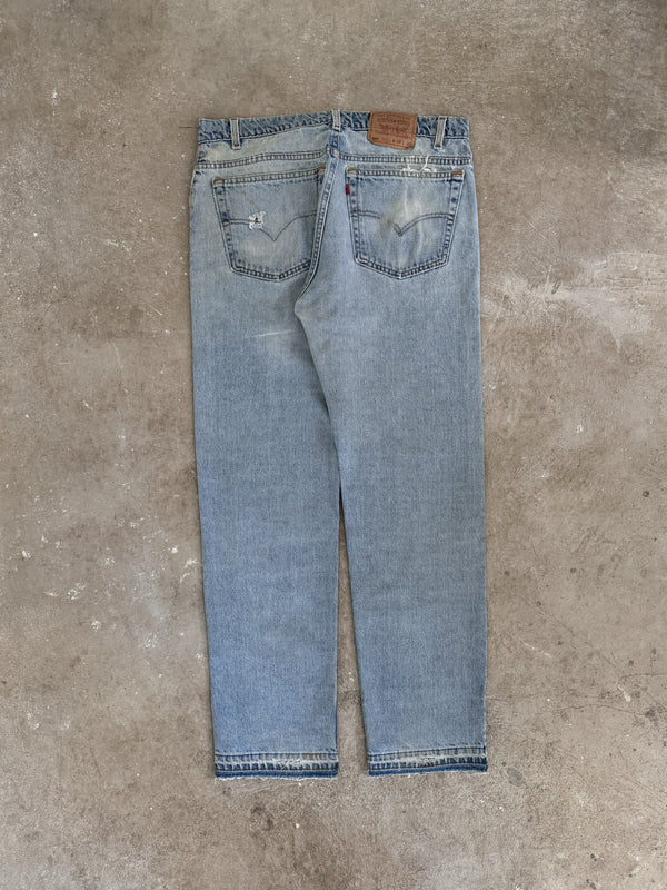 1990s Levis Faded Blue 505 Released Hem (36X32)