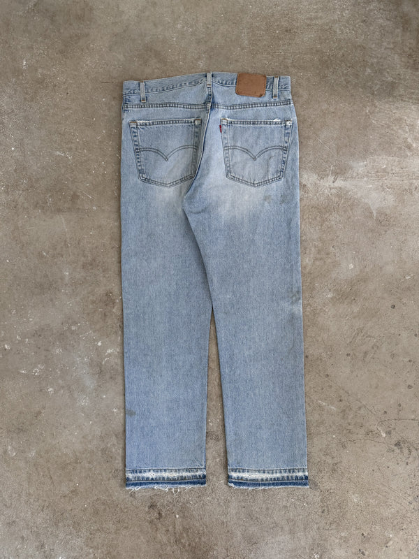 Early 00s Levis Dirty Faded Blue 505 Released Hem (36X31)