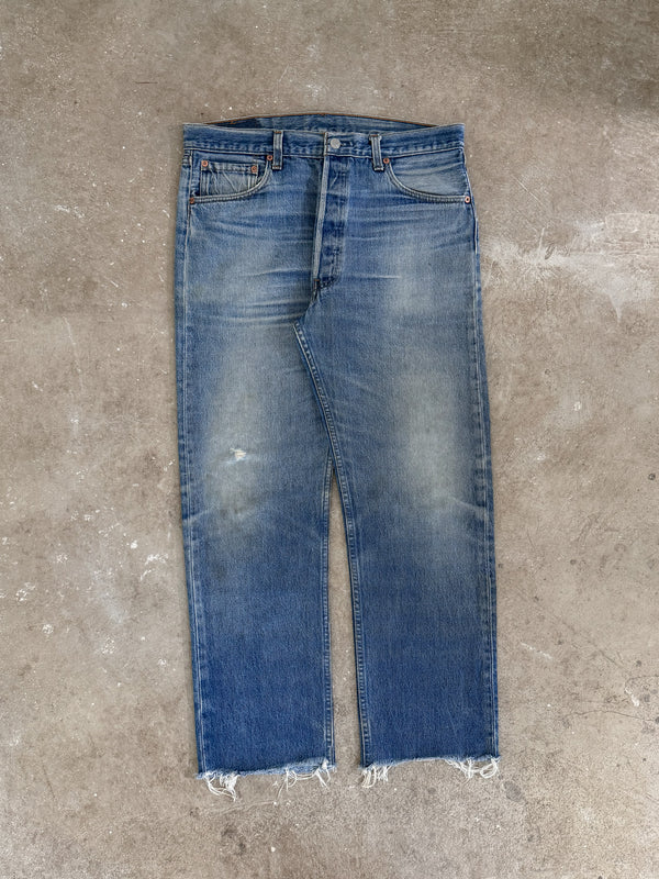 1990s Levis Faded Blue 501 Raw Hem (33X27)