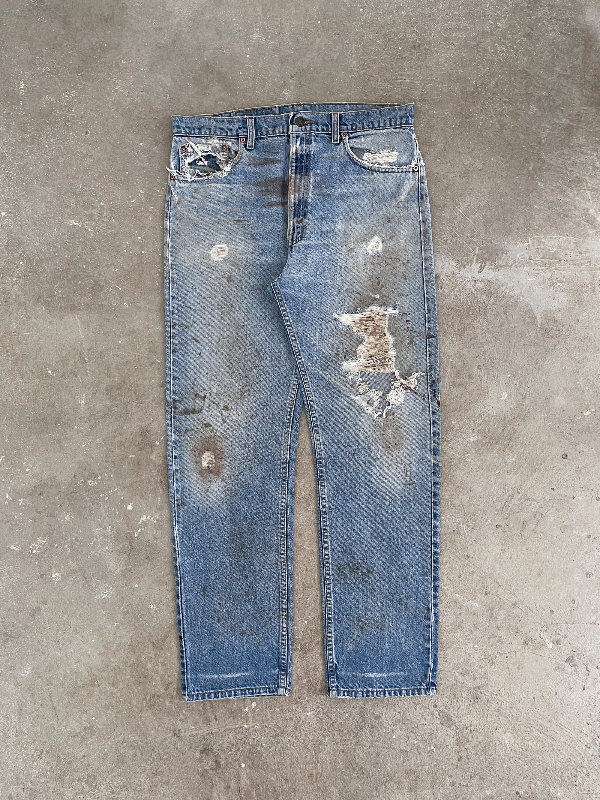1980s Levi’s Distressed Worn In Blue 505 (34X31)