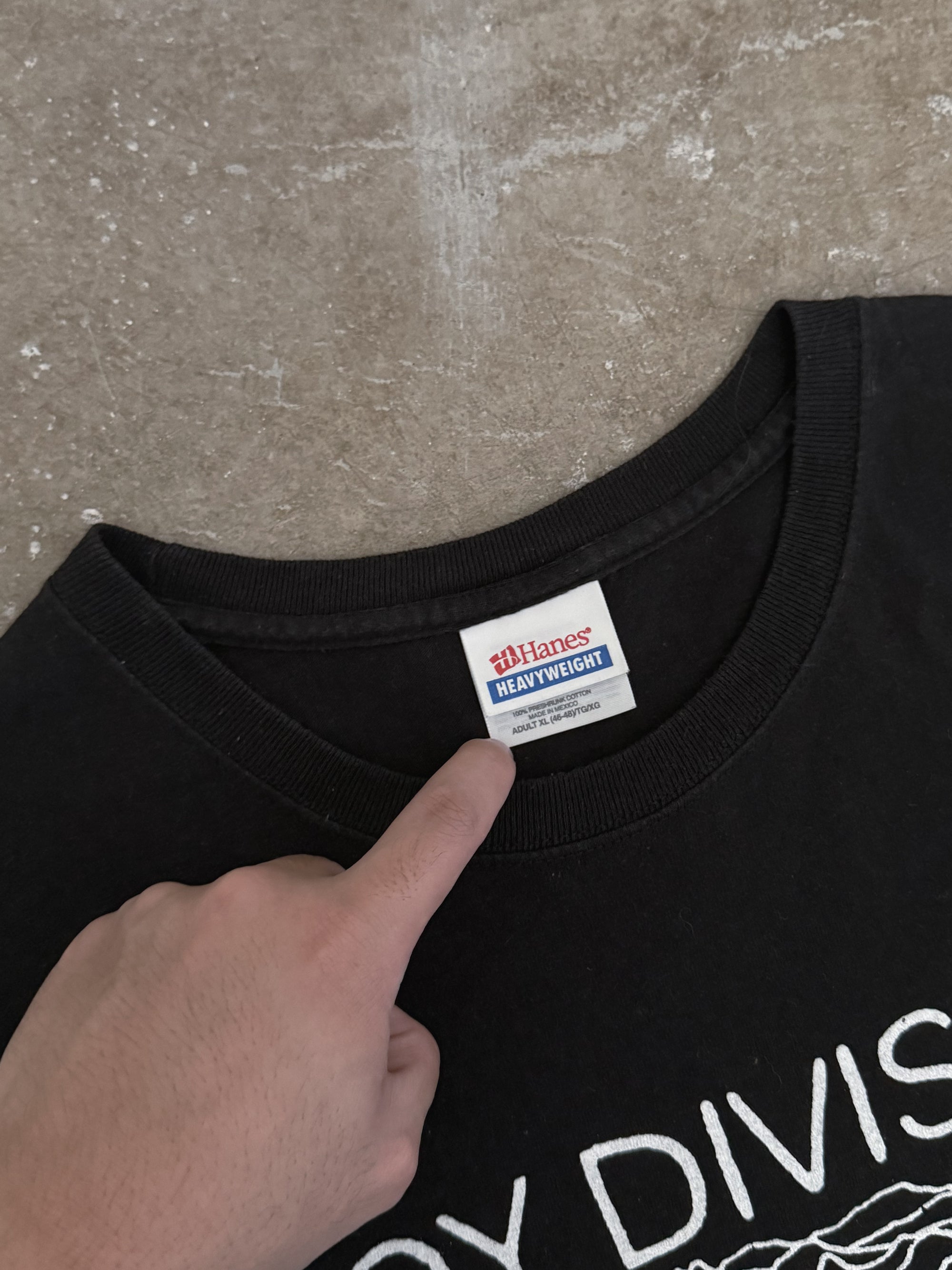 Mid 00s Joy Division "Unknown Pleasures" Tee (L)