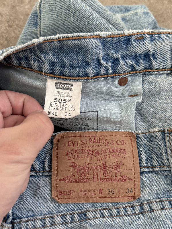 1990s Levis Faded Blue 505 Released Hem (34X33)