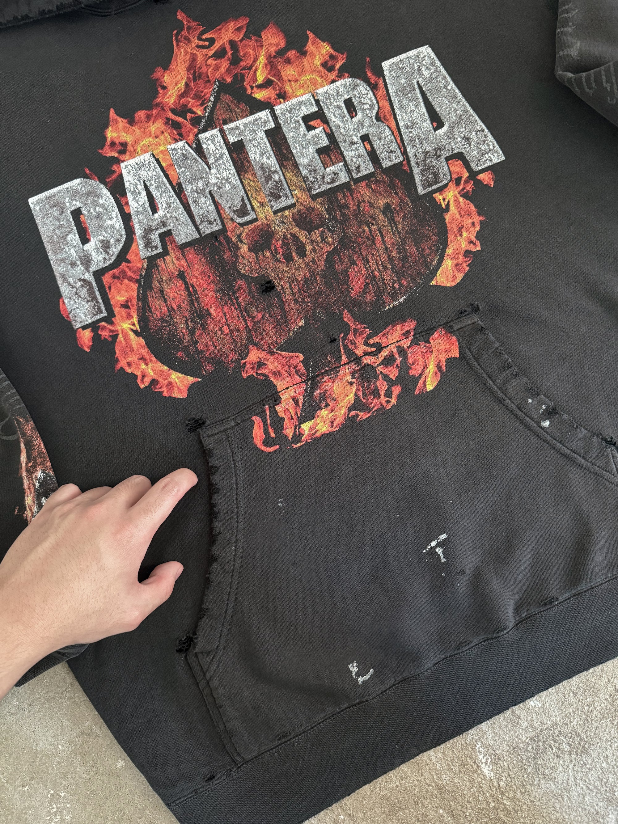 2006 Pantera "Cowboys From Hell" Thrashed Hoodie (M)