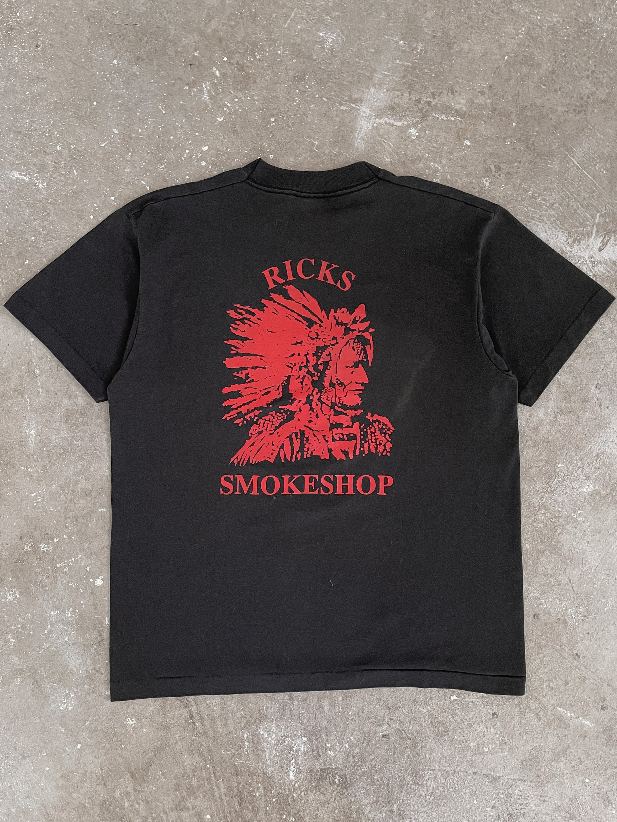 1990s “Ricks Smoke Shop” Single Stitched Tee (L)