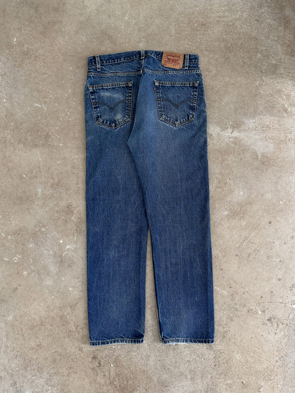 Early 00s Levis Faded Blue 505 (34X31)