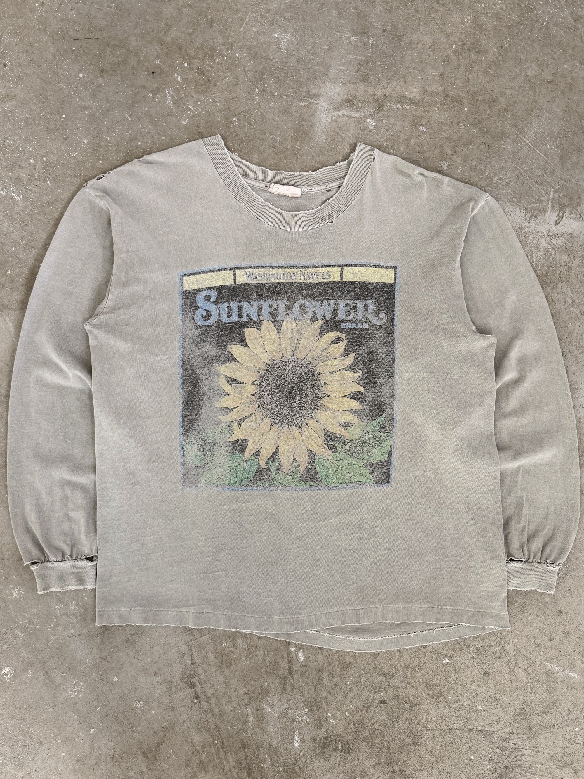 1990s "Sunflower" Distressed Long Sleeve Tee (L)