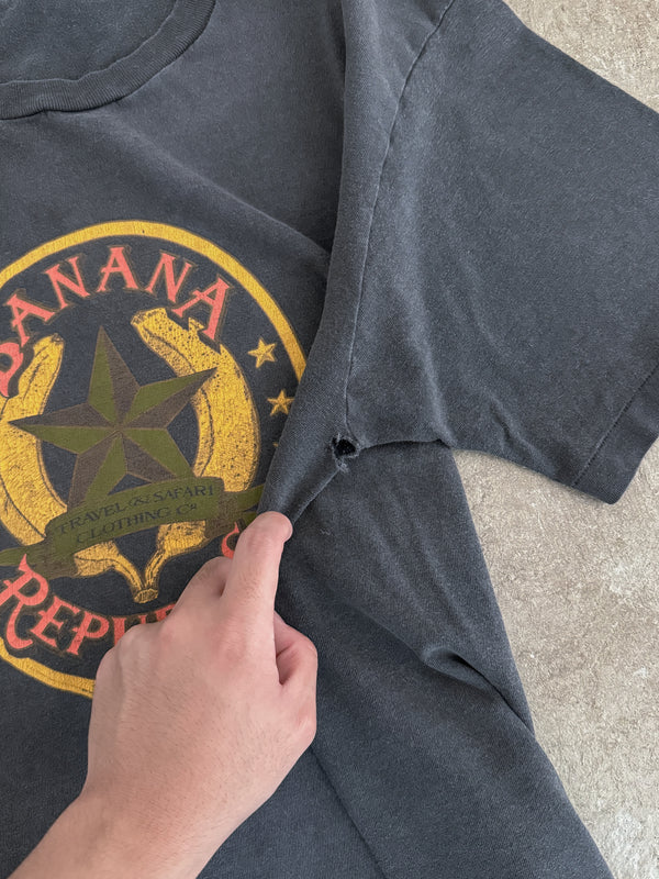 Early 90s "Banana Republic" Faded Tee (M)