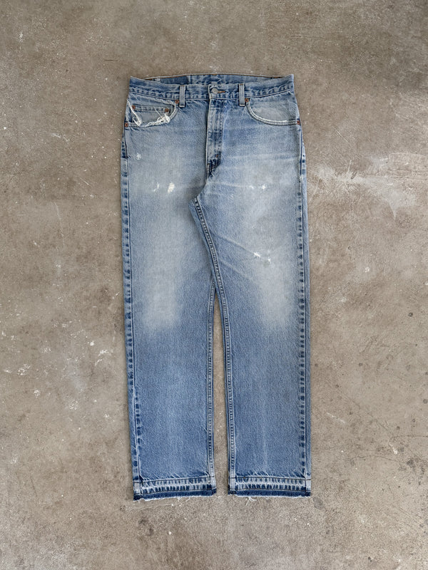 Early 00s Levis Faded Blue 505 Released Hem (32X30)