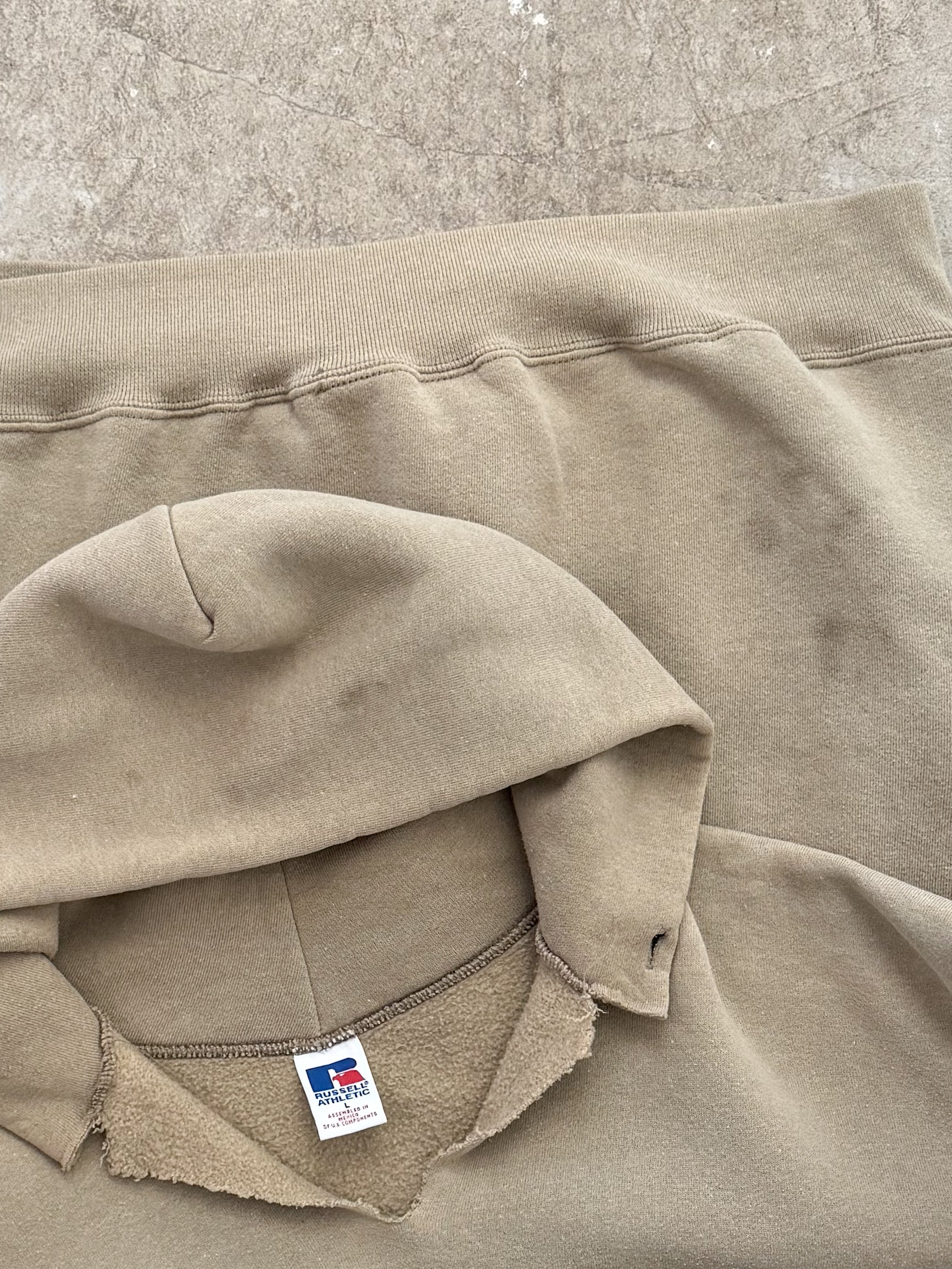 Early 00s Russell Distressed Sand Beige Hoodie (M/L)