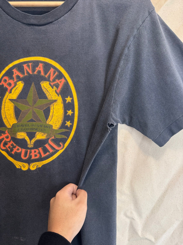 Early 90s "Banana Republic" Faded Tee (M)