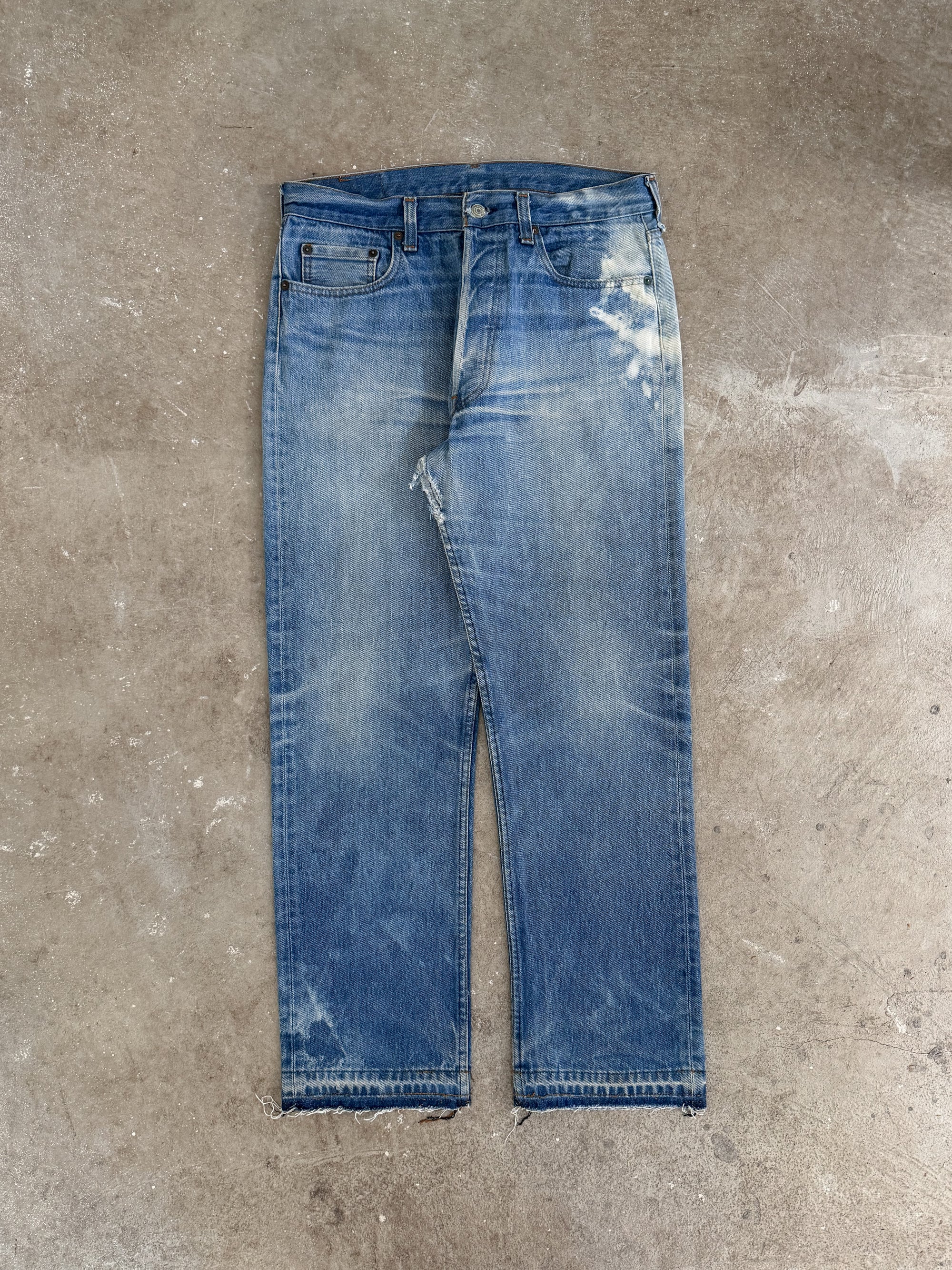 1980s/90s Levis Faded Blue 501 Released Hem (31X29)