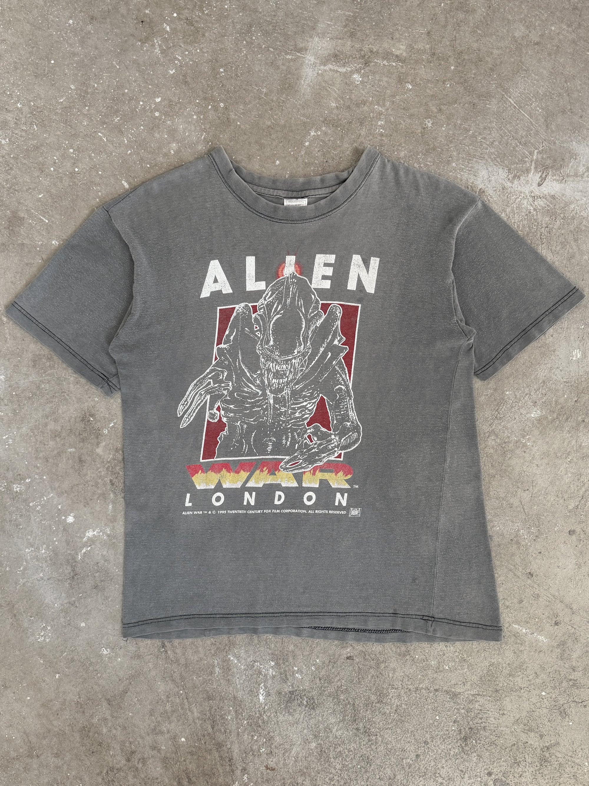 1990s "Alien War London" Faded Tee (M)