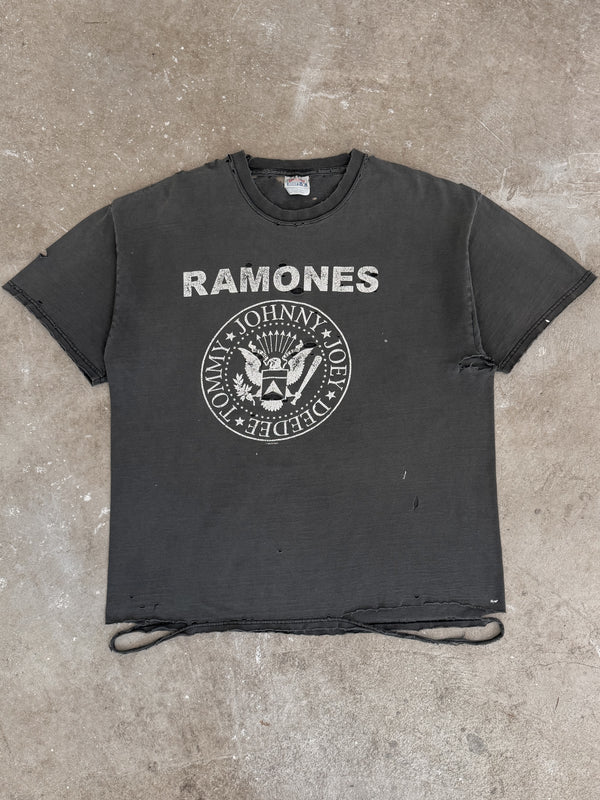 1999 Ramones Thrashed Tee (L)
