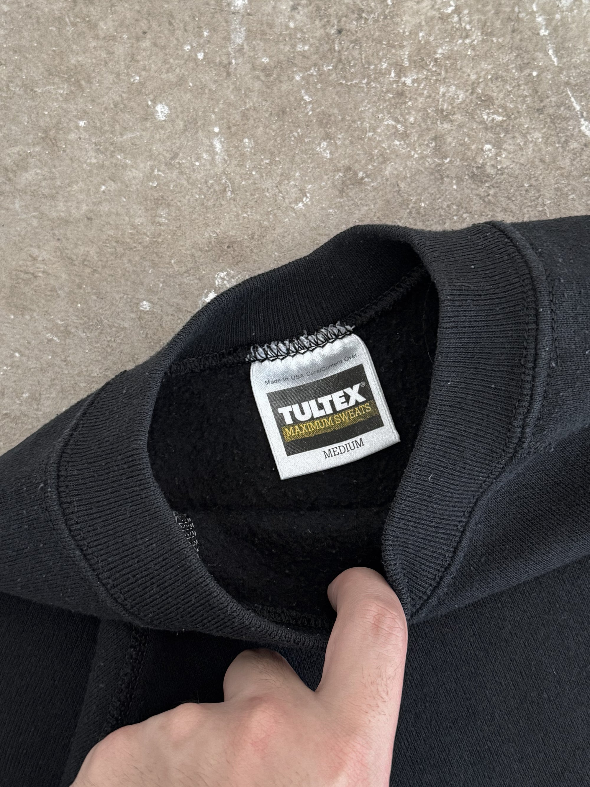 1990s Black Raglan Sweatshirt (S)