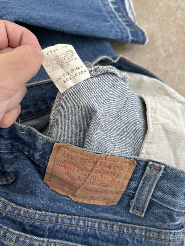 1980s Levis Faded Blue 501 Released Hem (29X27)