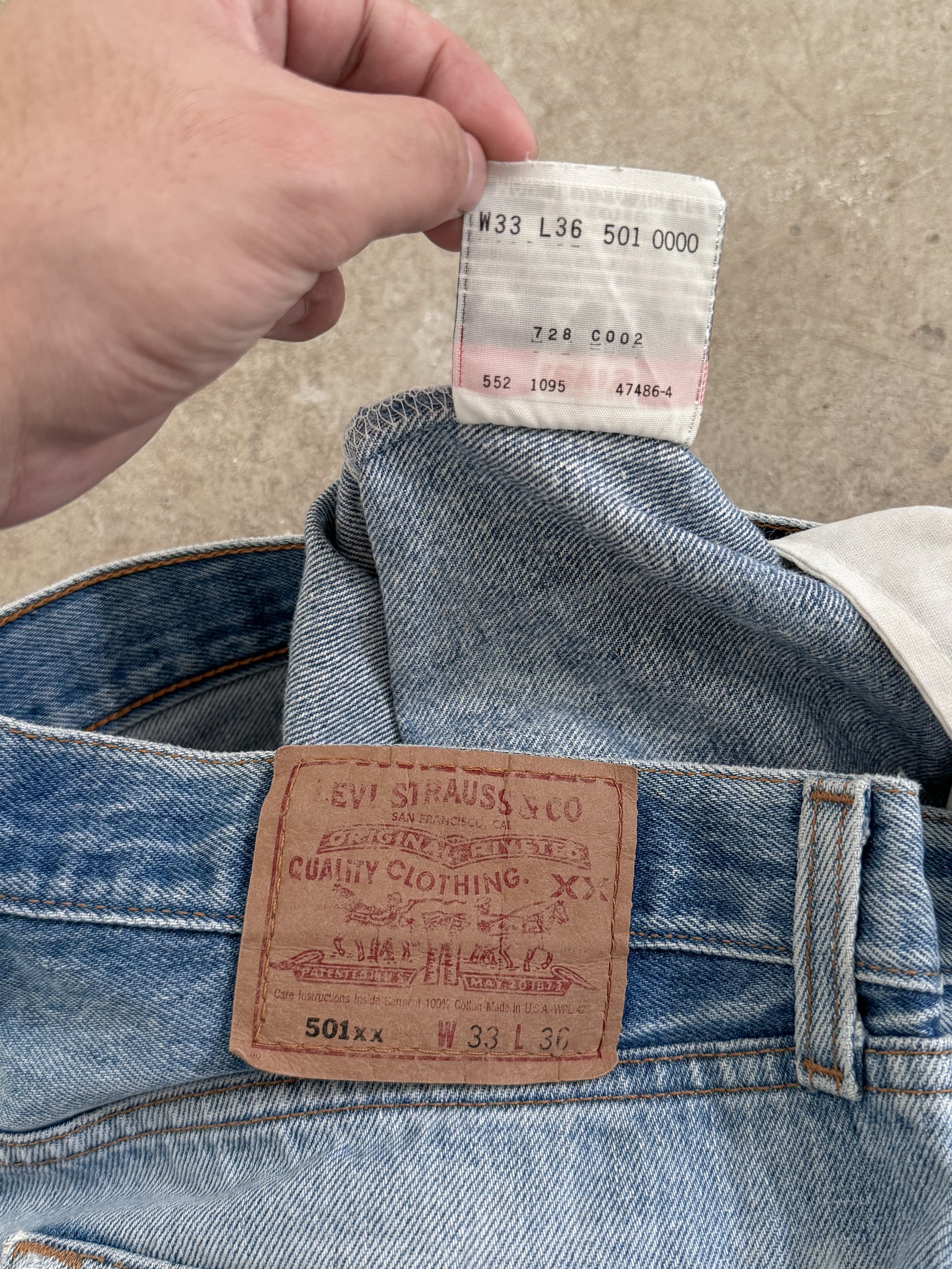 1990s Levis Faded Blue 501 Released Hem (31X30)