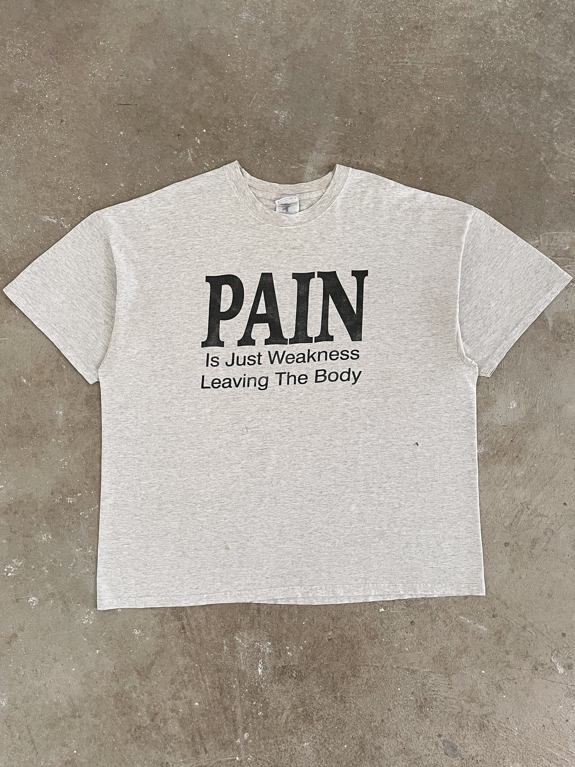 2000s “Pain Is Just Weakness Leaving The Body” Tee (XXL)