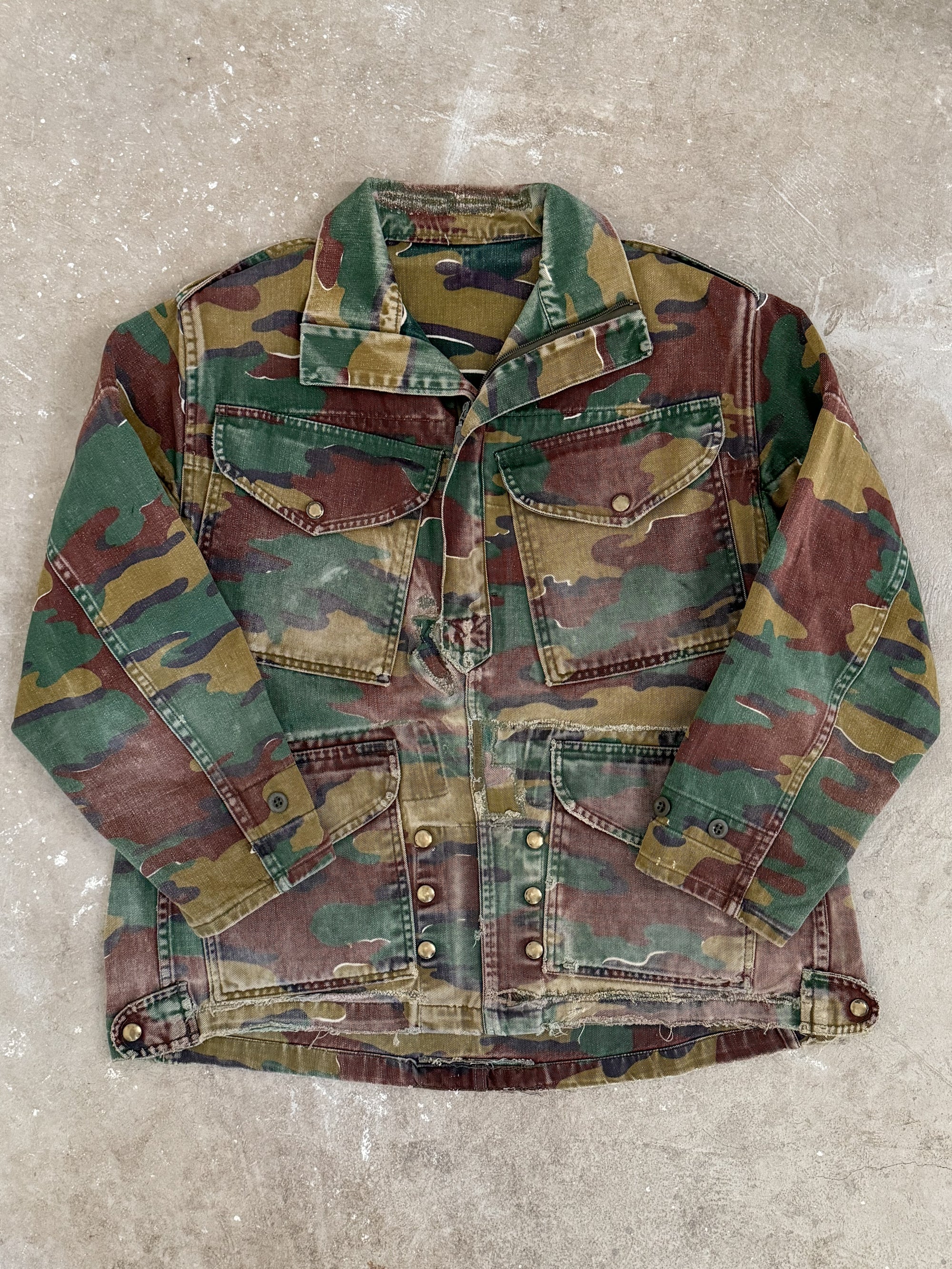 1970s Belgian Jigsaw Camo Repaired Paratrooper Jacket (M)