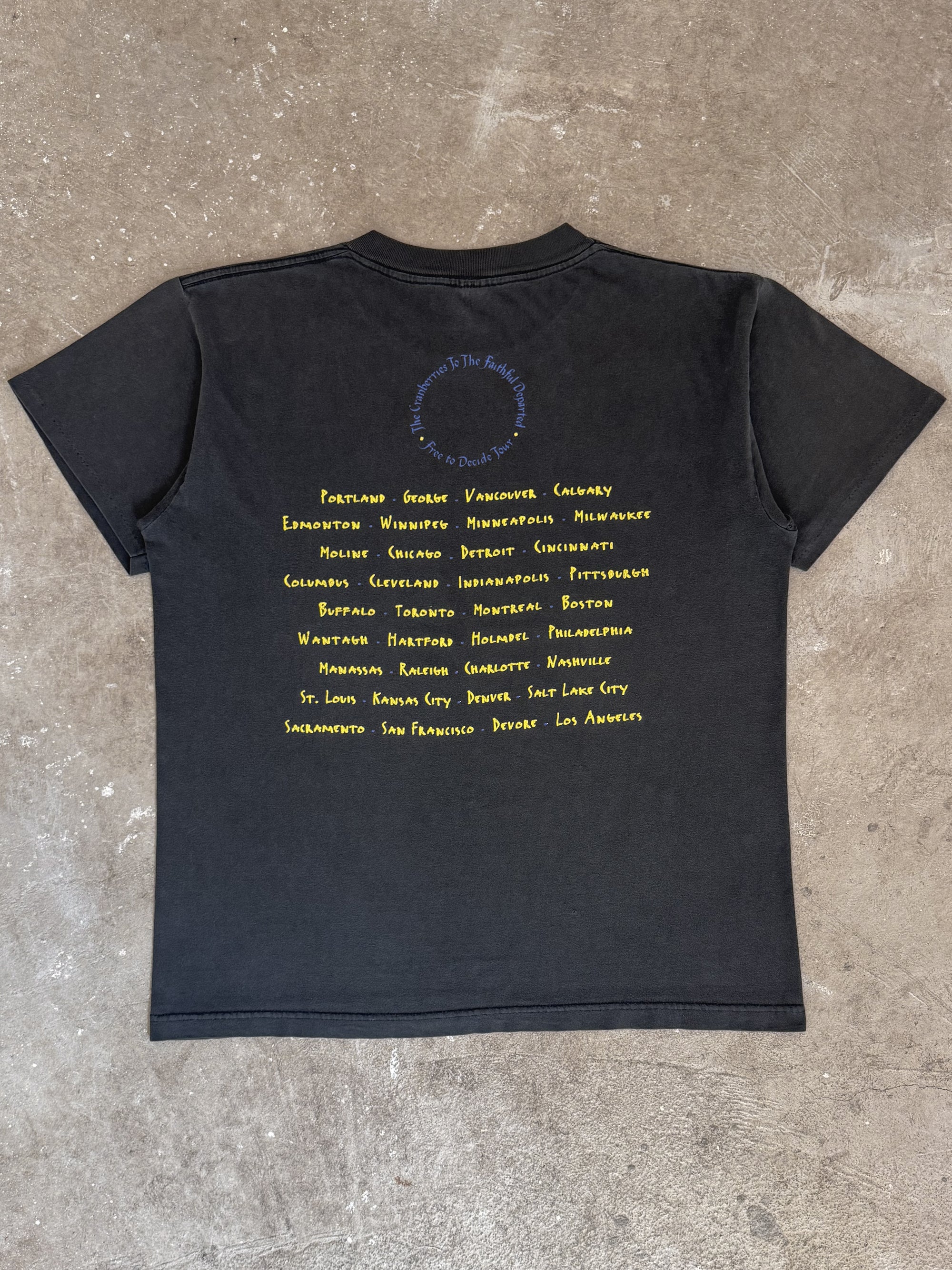 1996 The Cranberries "Free to Decide" Faded Tour Tee (L)