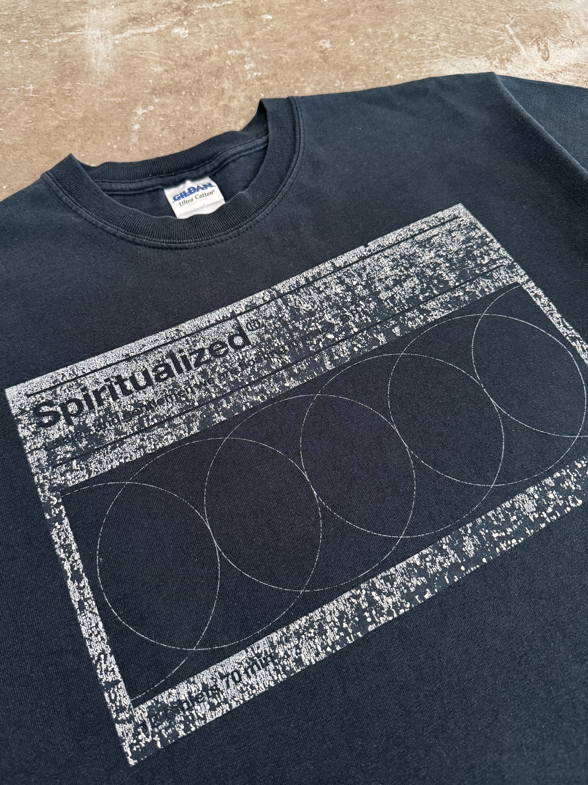 Late 00s Spiritualized "Ladies and gentlemen we are floating in space" Tee (M)