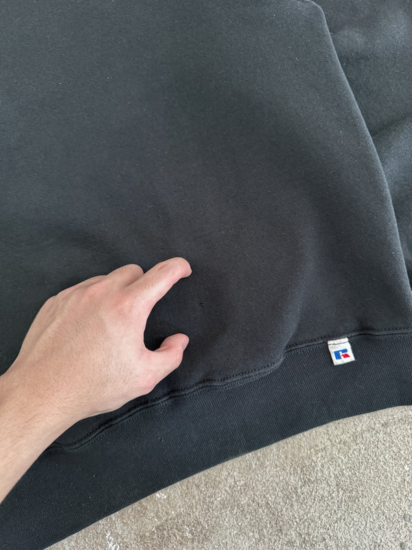 Early 00s Russell Black Sweatshirt (L)