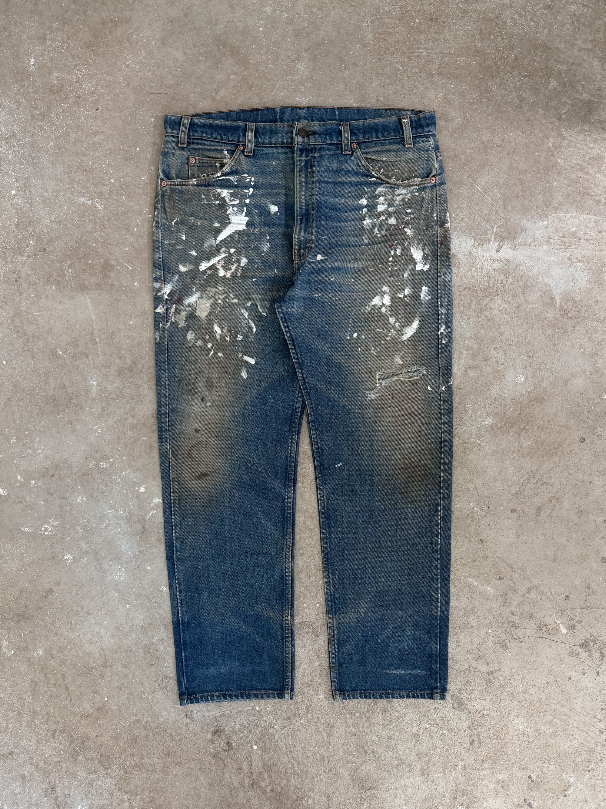 1990s Orange Tab Levis Painted Dirty Blue 505 (38X29)