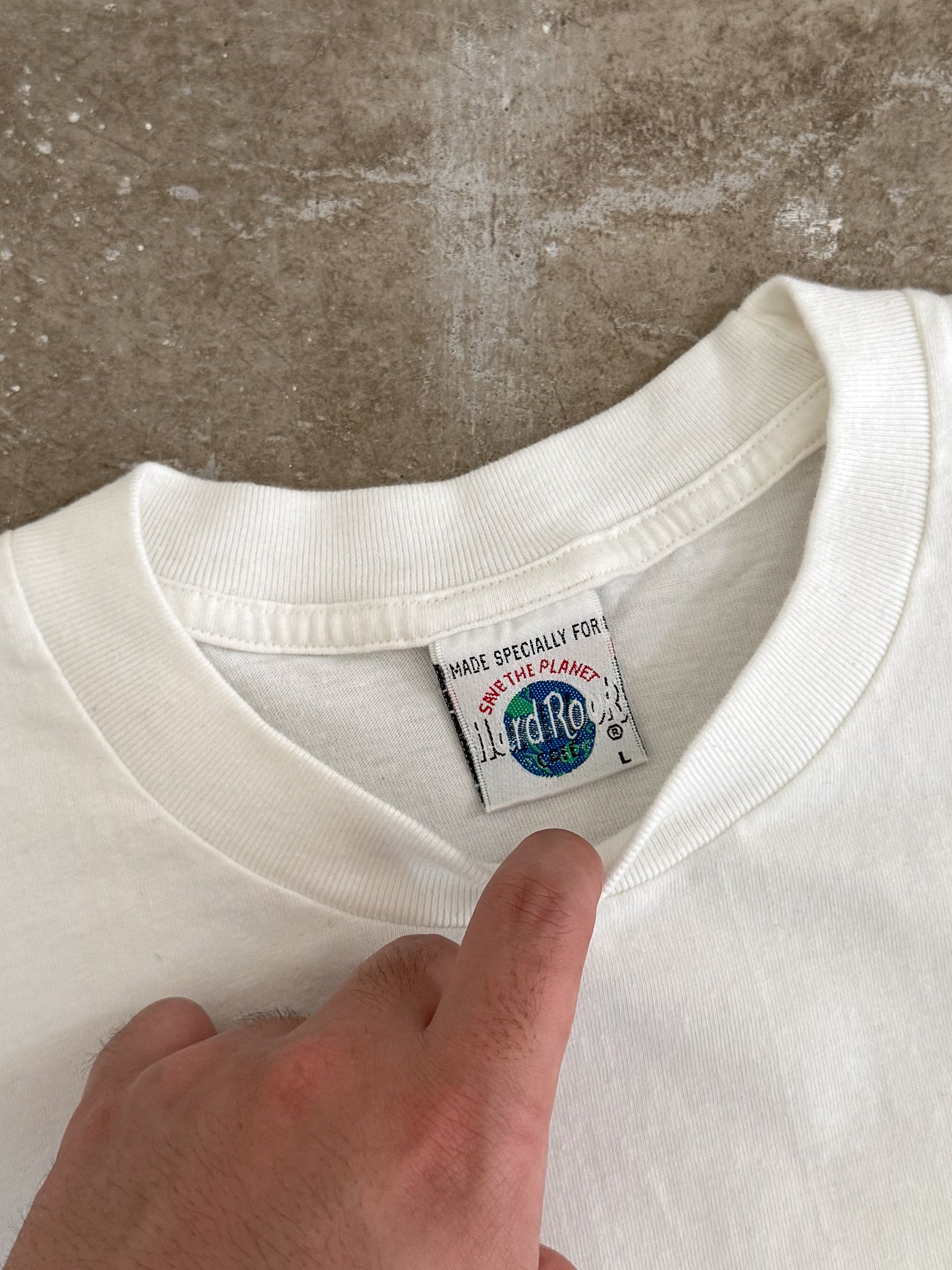 1990s "Hard Rock Cafe Makati" Tee (L)