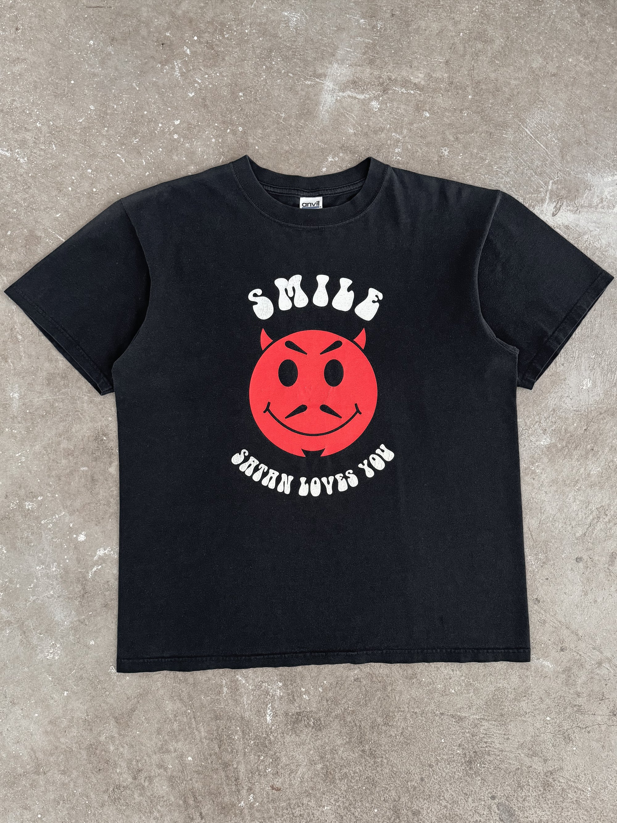 2000s "Smile Satan Loves You" Tee (L)