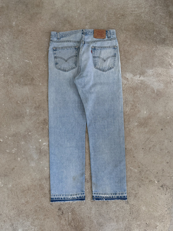 Early 00s Levis Faded Blue 505 Released Hem (34X32)