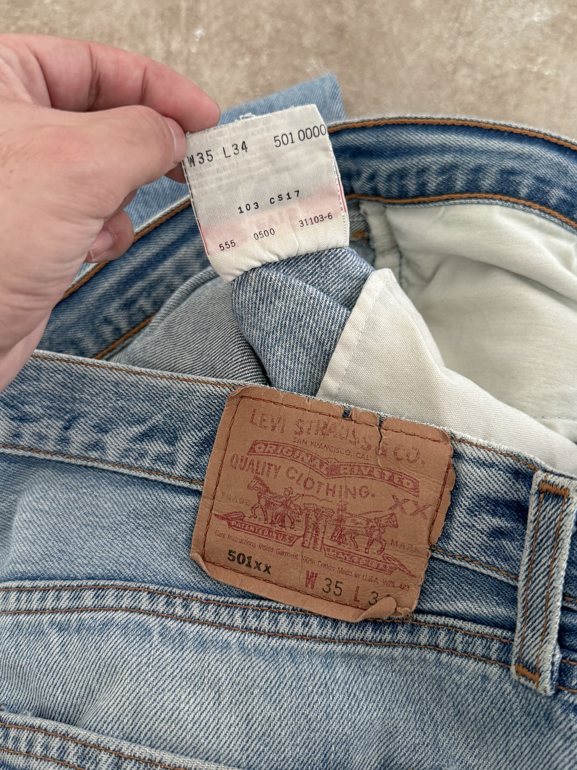 Early 00s Levis Repaired Faded Blue 501 Released Hem (32X31)