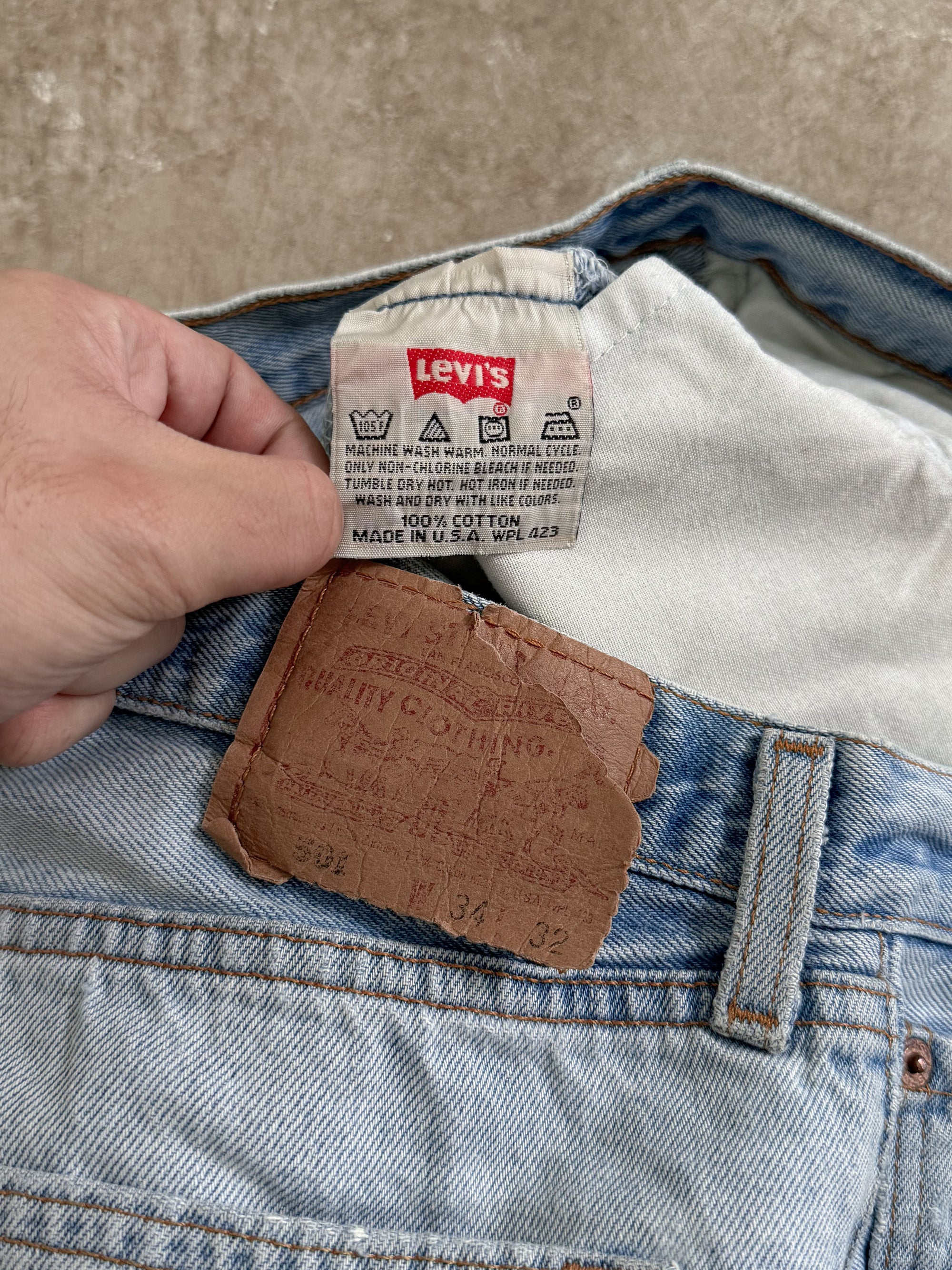 1990s Levis Repaired Faded Blue 501 (32X31)