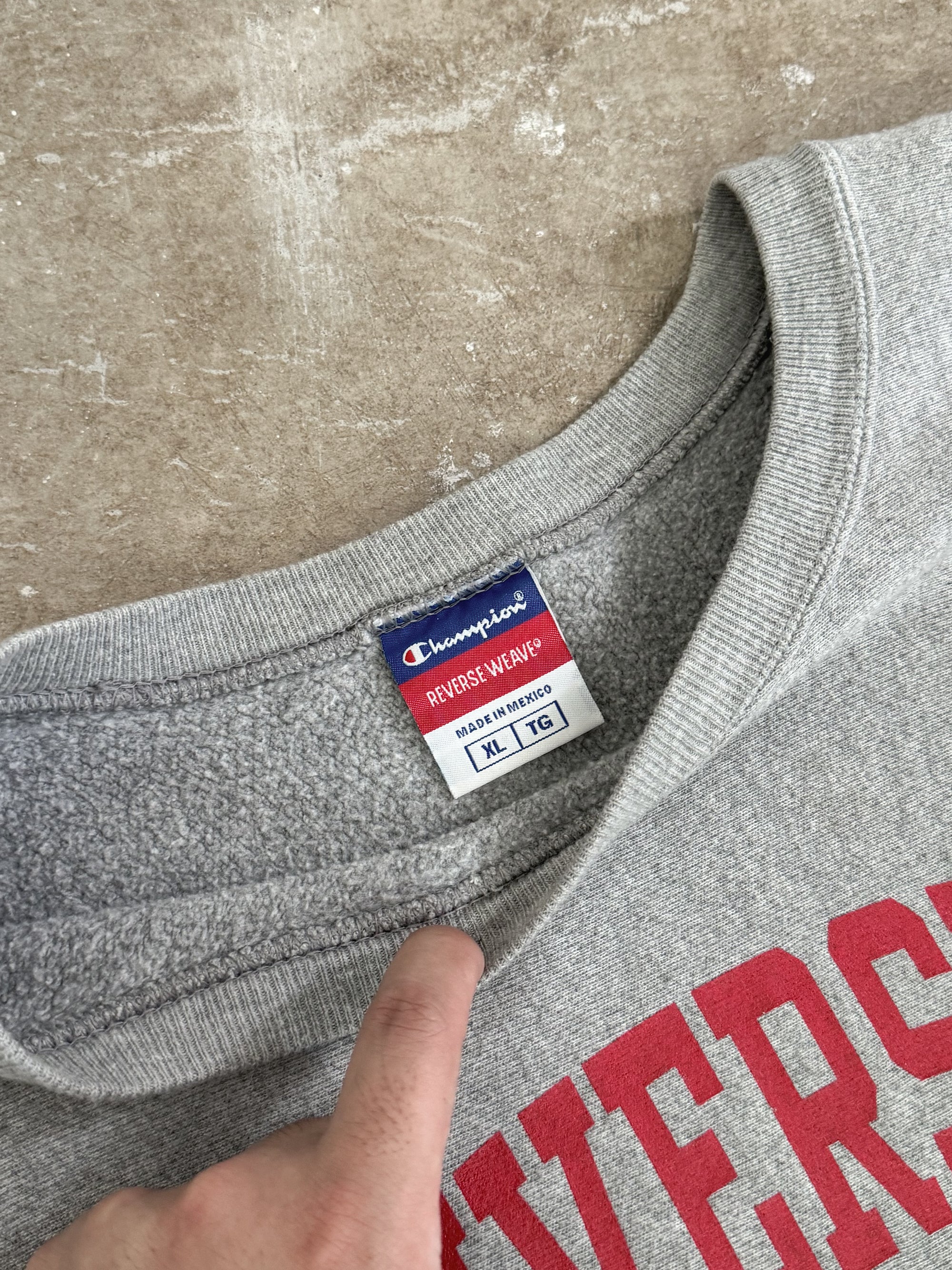 2000s Champion "South Dakota" Reverse Weave Sweatshirt (XL)