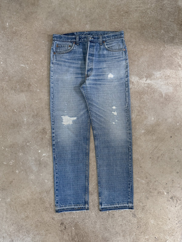 1990s Levis Faded Blue 501 Released Hem (33X31)