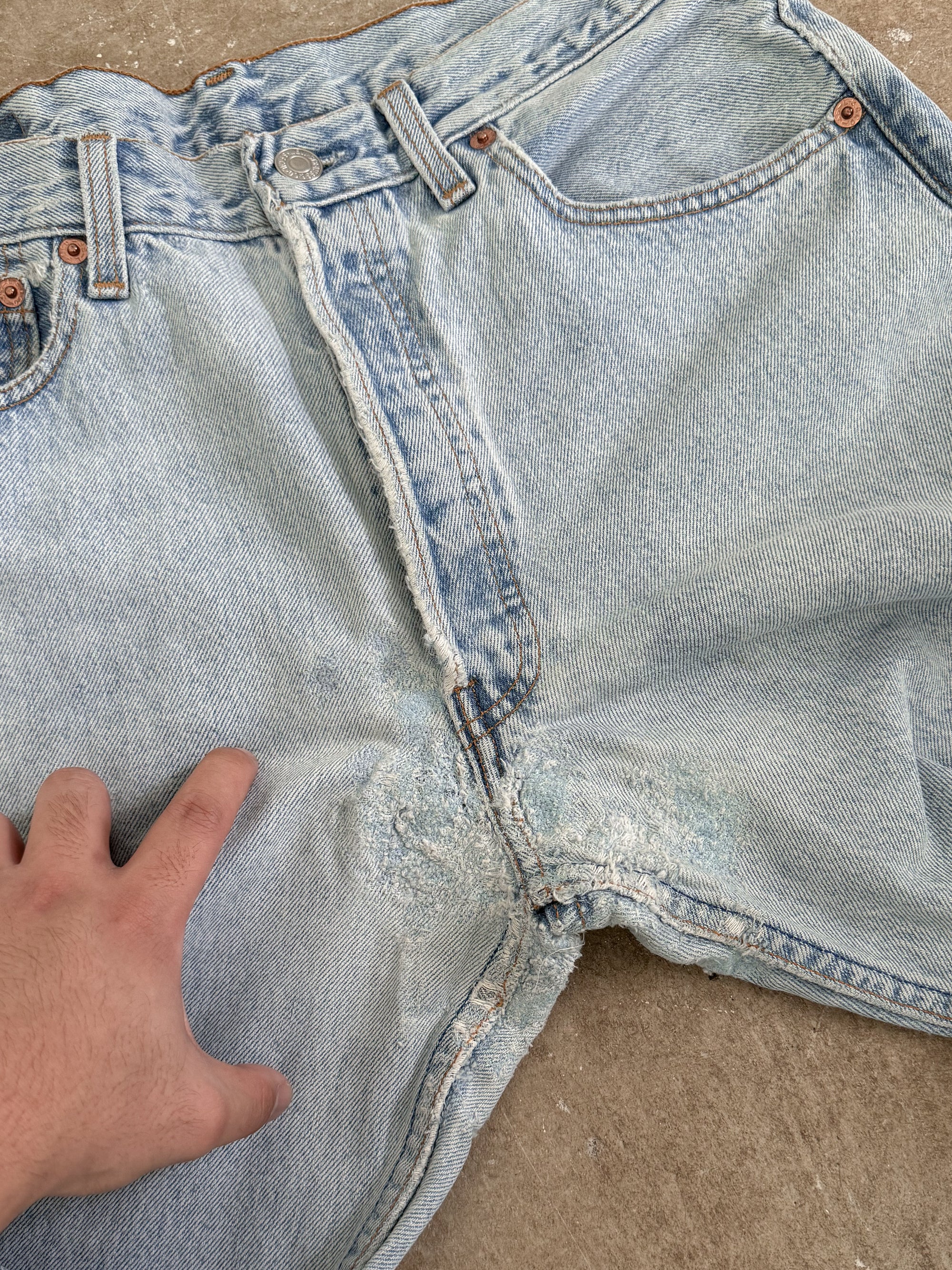 1990s Levis Repaired Faded Blue 501 (30X32)