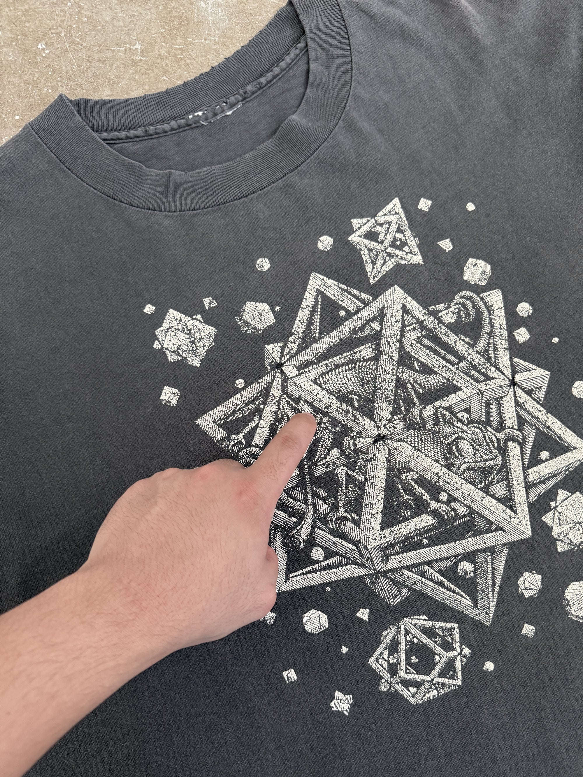 1990s "MC Escher Stars" Faded Tee (L)