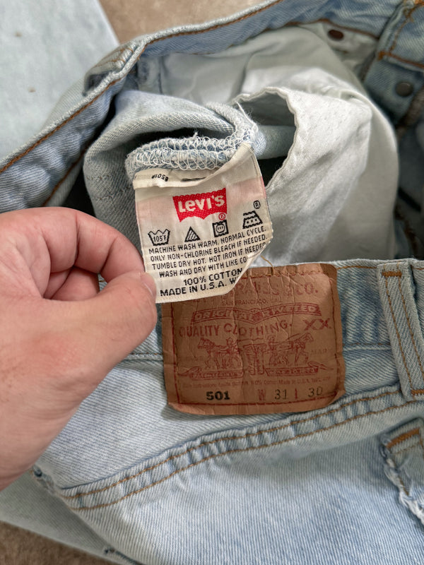 1990s Levis Light Blue 501 Released Hem (29X29)