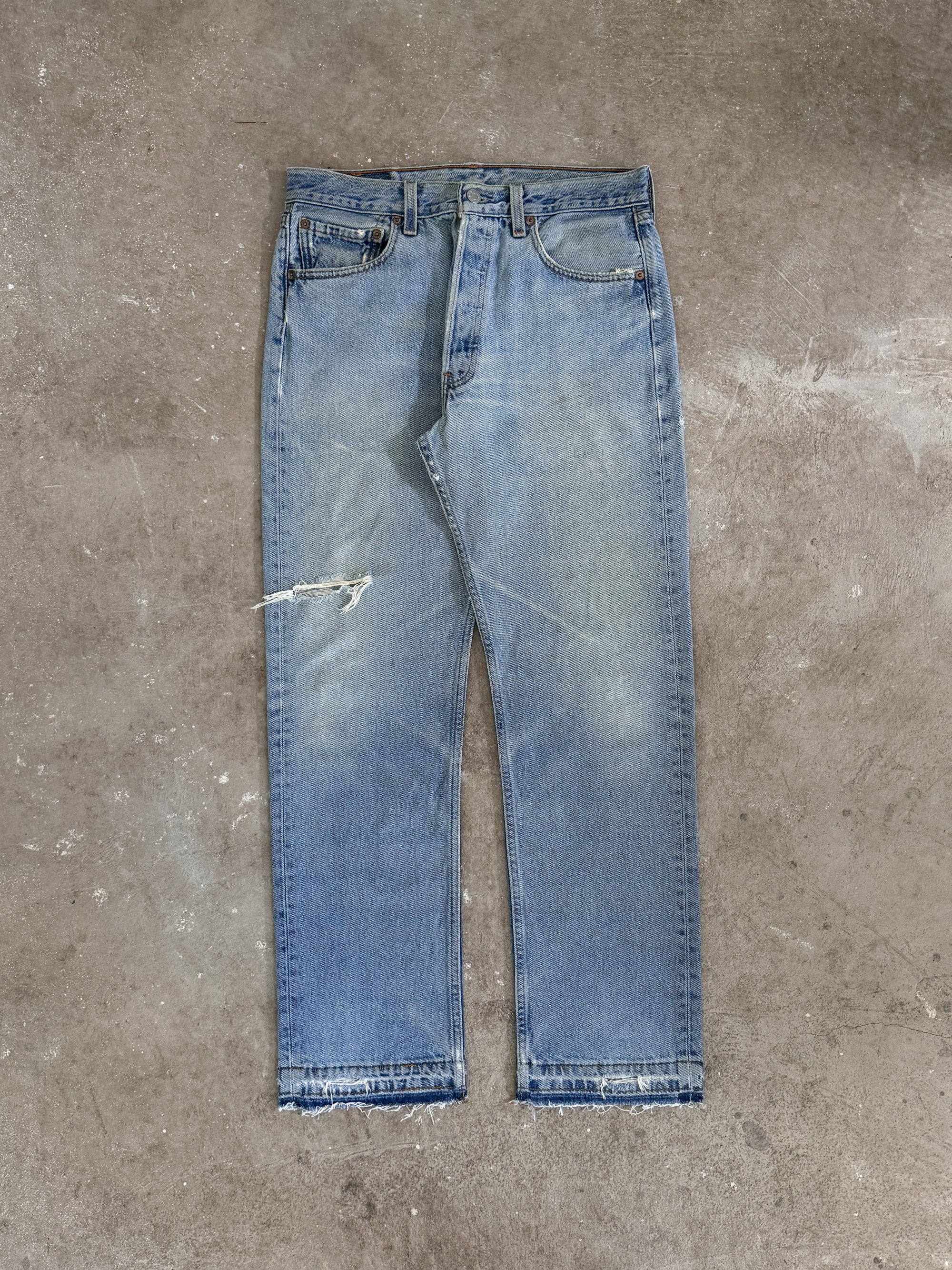 1990s Levis Faded Blue 501 Released Hem (30X29)