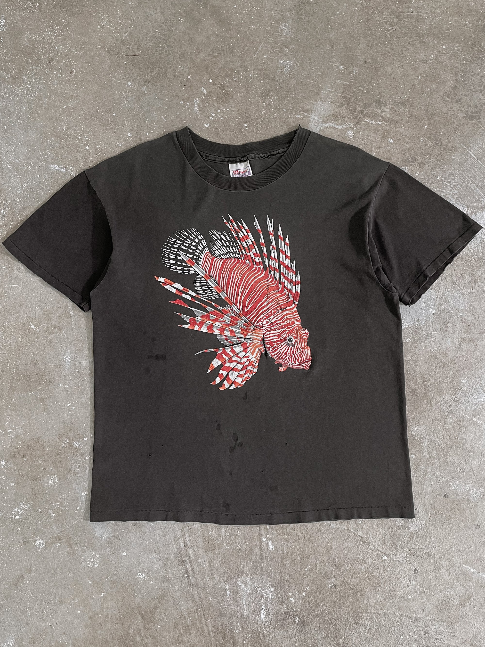 1990s “Lion Fish” Faded Single Stitched Tee (L)