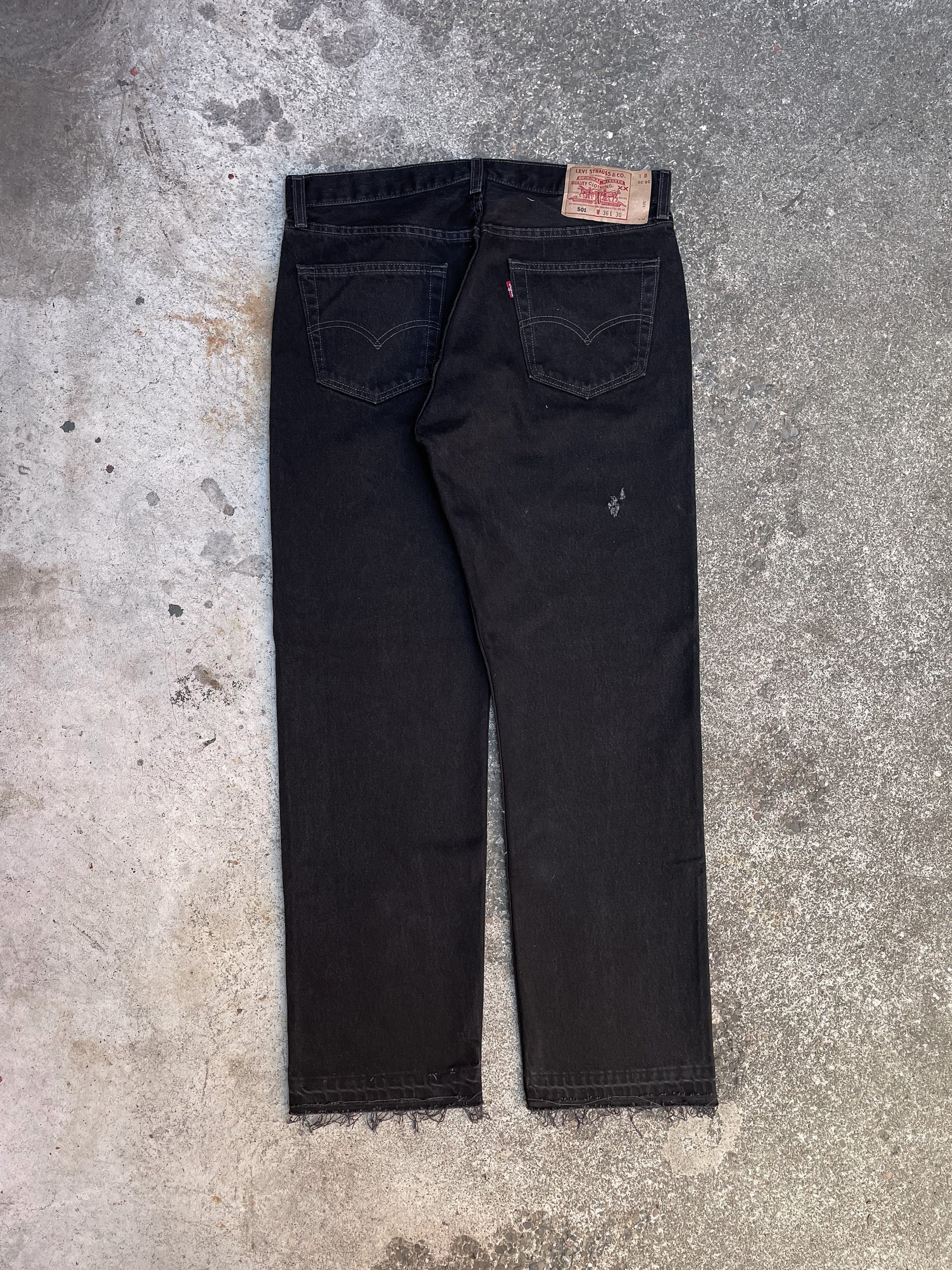 Vintage Levi’s Patch Repaired Black 501 Released Hem (34X30)