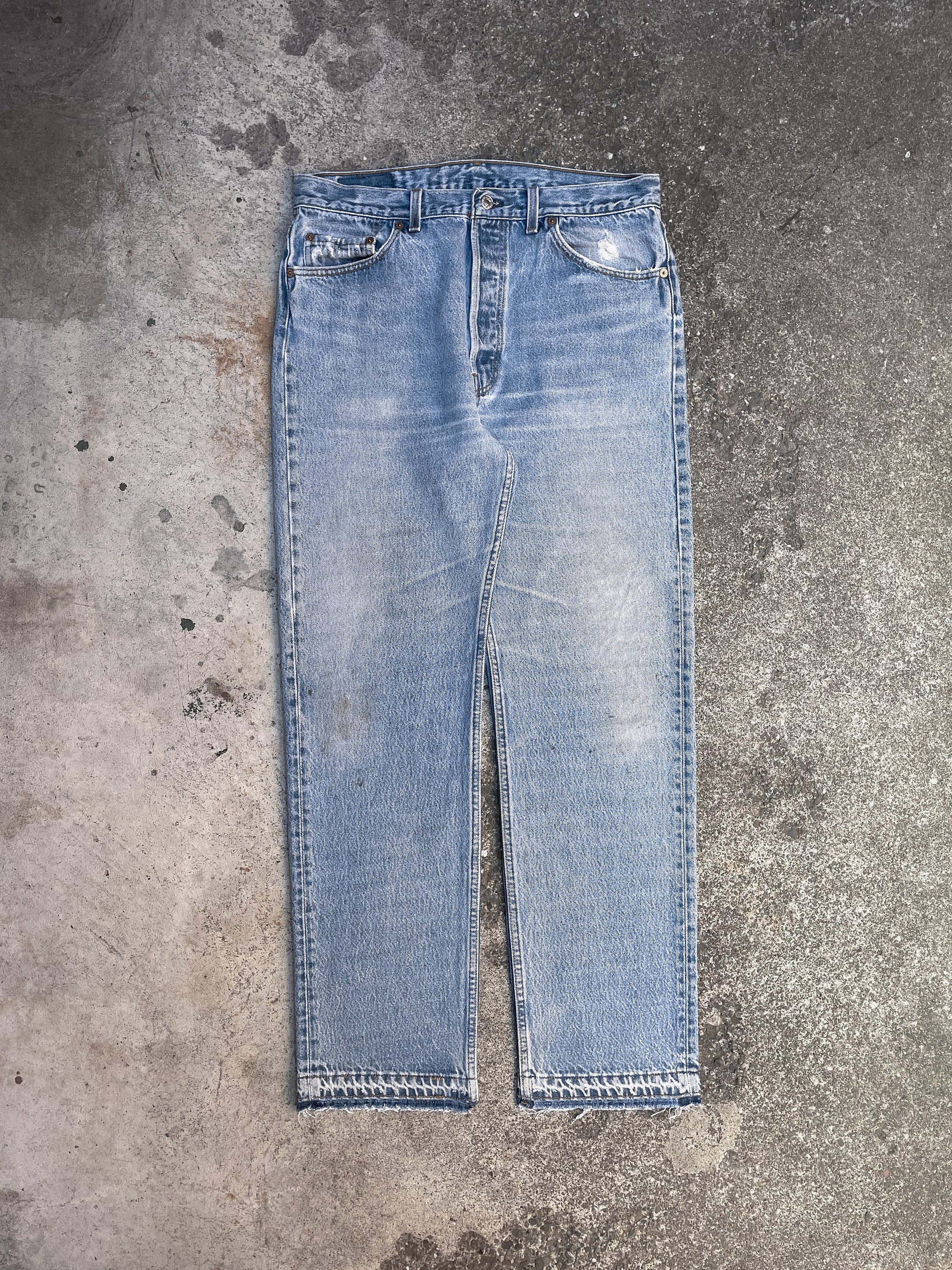 1990s Levi’s Faded Blue 501 Released Hem (33X31)