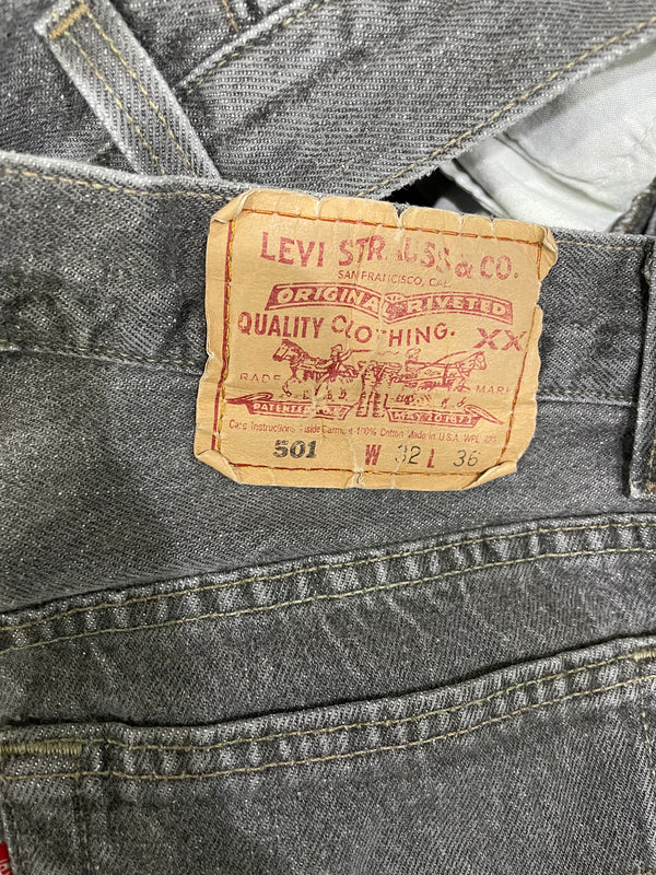 1990s Levi’s Faded Grey 501 (29X34)